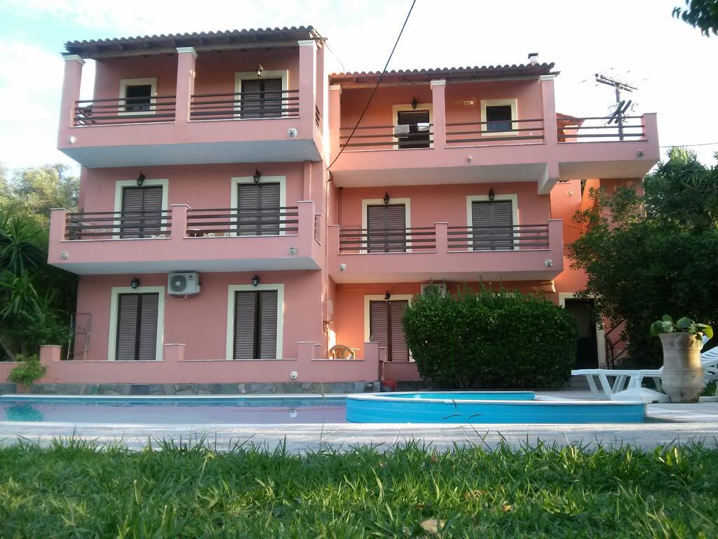 Stathis Apartments Δασιά Εξωτερικό φωτογραφία